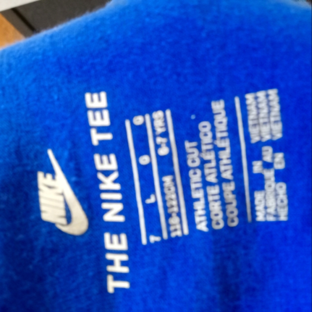 Kids Nike athletic cut tee